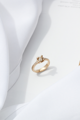 SPECIAL UDGAVE 12 - 1,01 CT YELLOW PIQUÈ DIAMOND