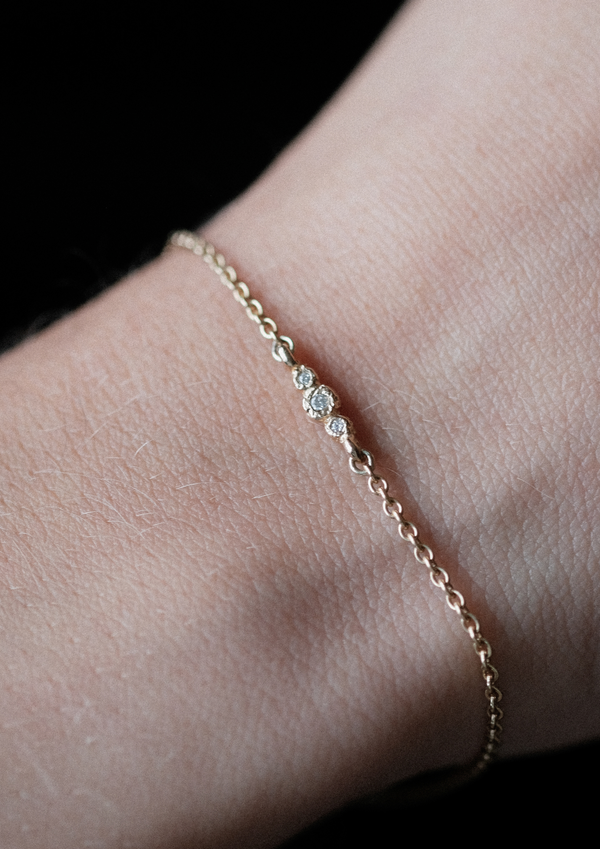 LILY DIAMOND BRACELET