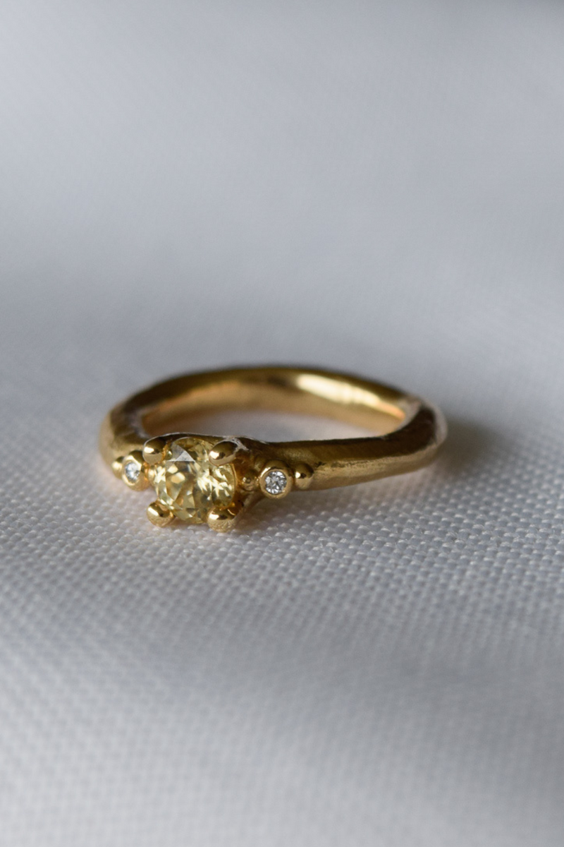 ALL ABOUT / CHAMPAGNE ZIRKON