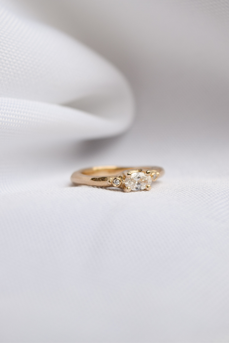 ALL ABOUT / DIAMOND