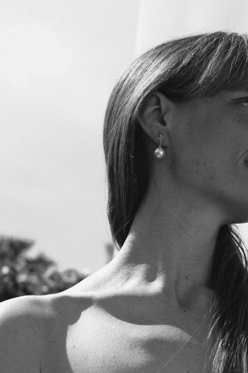BELLE PEARL EARRINGS