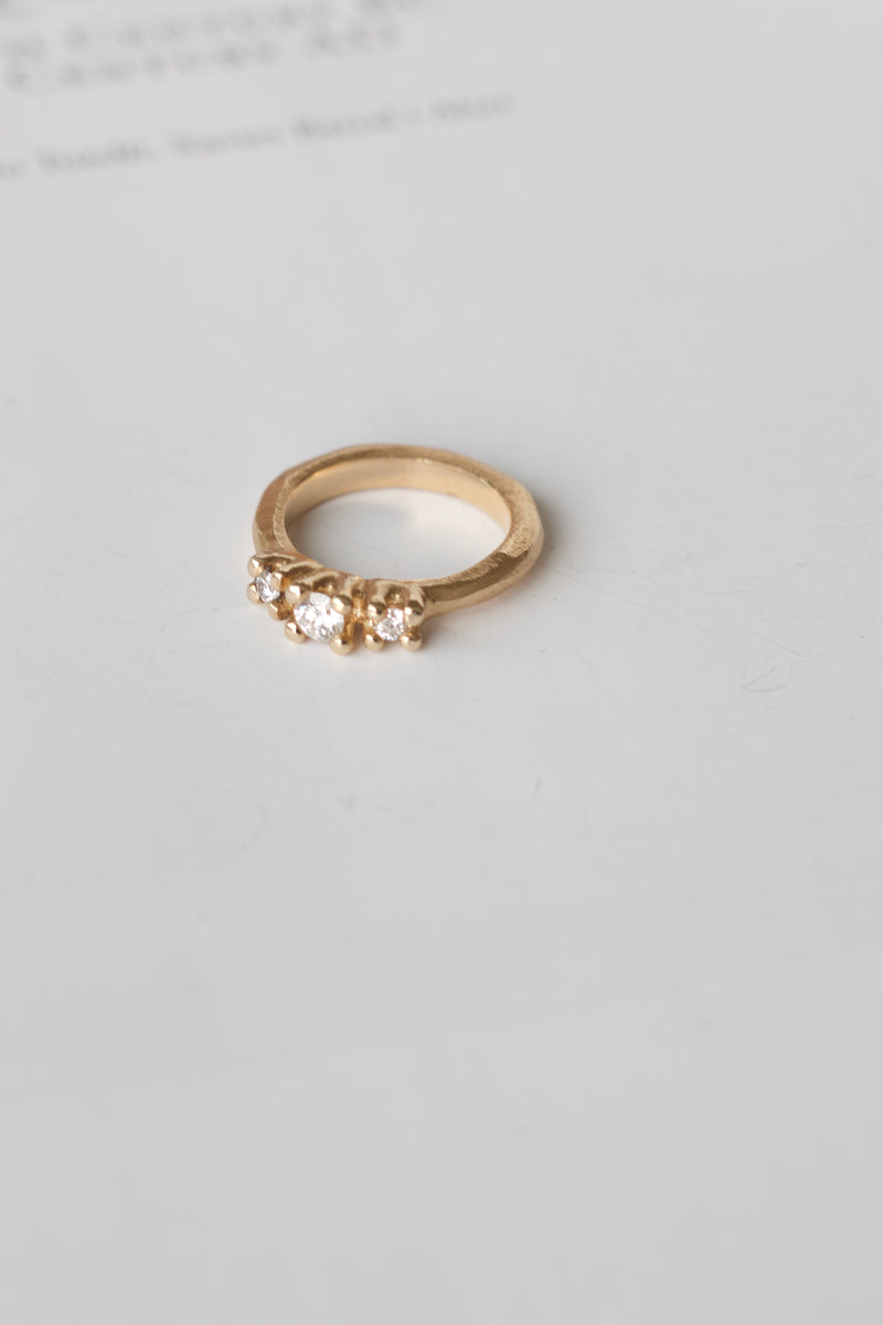ADEO DIAMOND RING